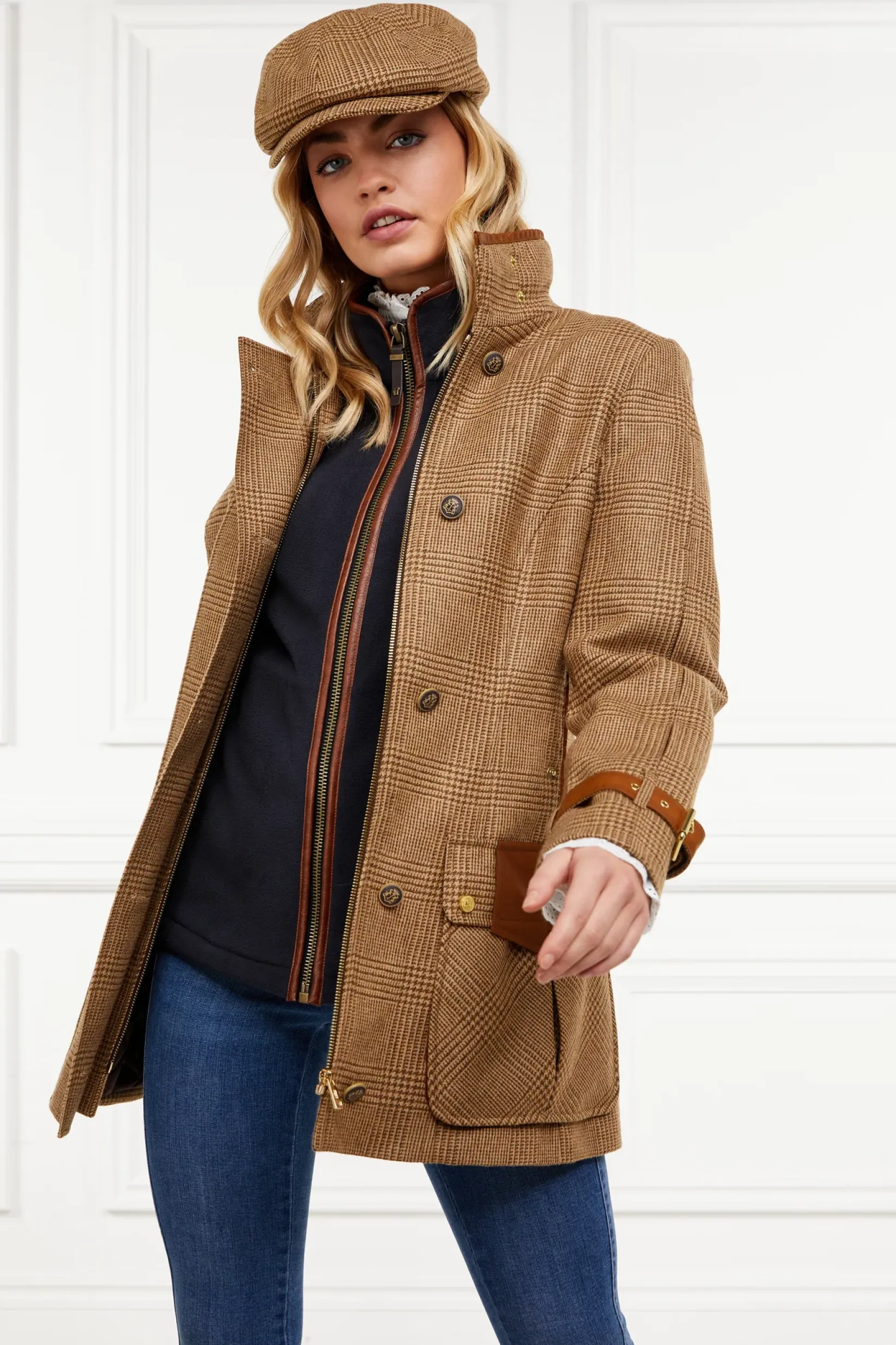 Holland Cooper Coats-Balmoral Field Coat Tawny