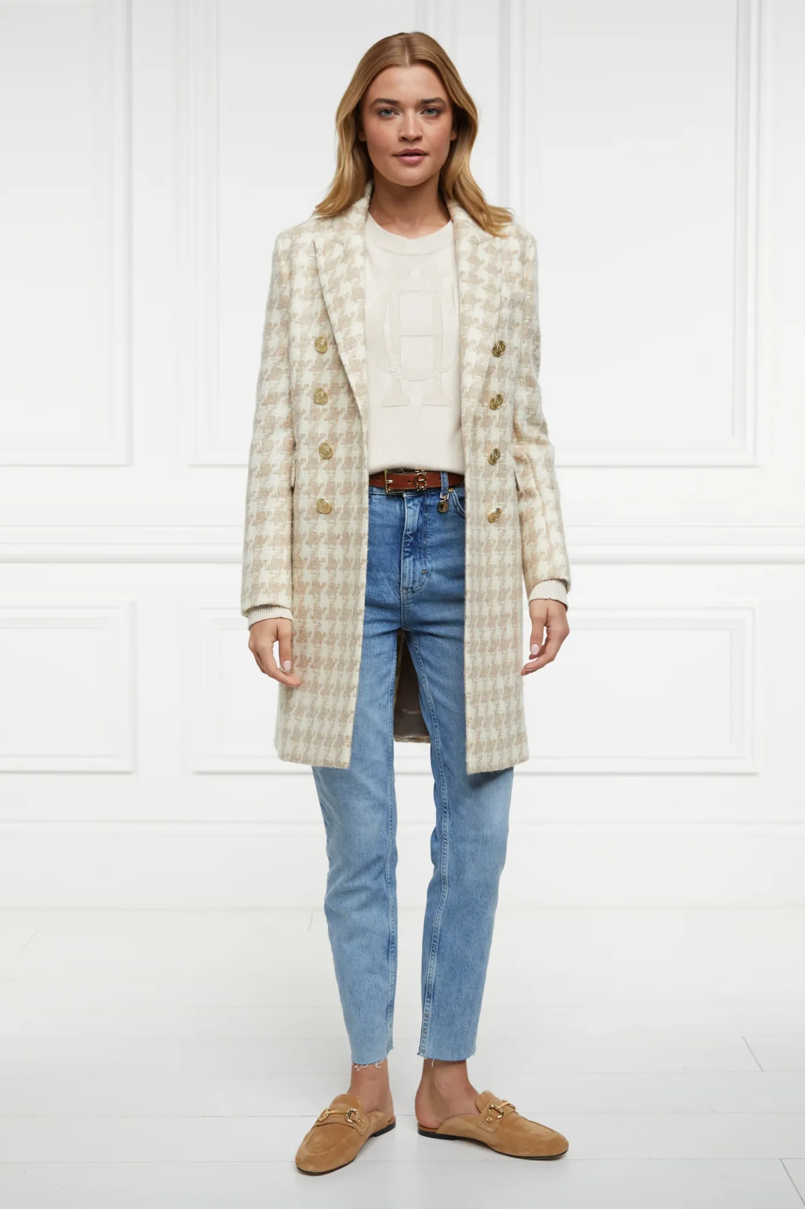 Holland Cooper Knitwear-Bibury Crew Neck Knit Almond