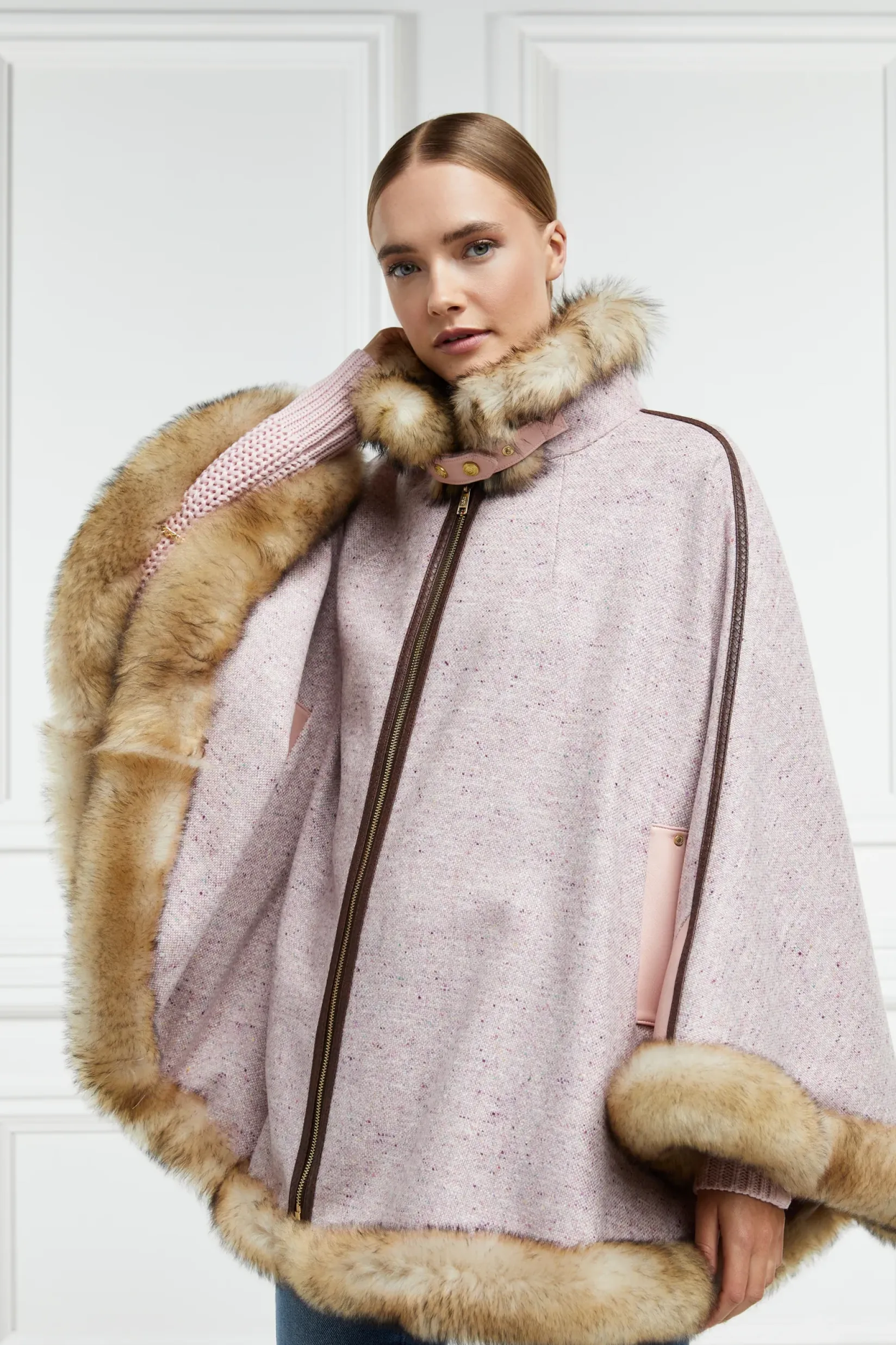Holland Cooper Capes-Gold Label Chiltern Cape Anniversary Pink