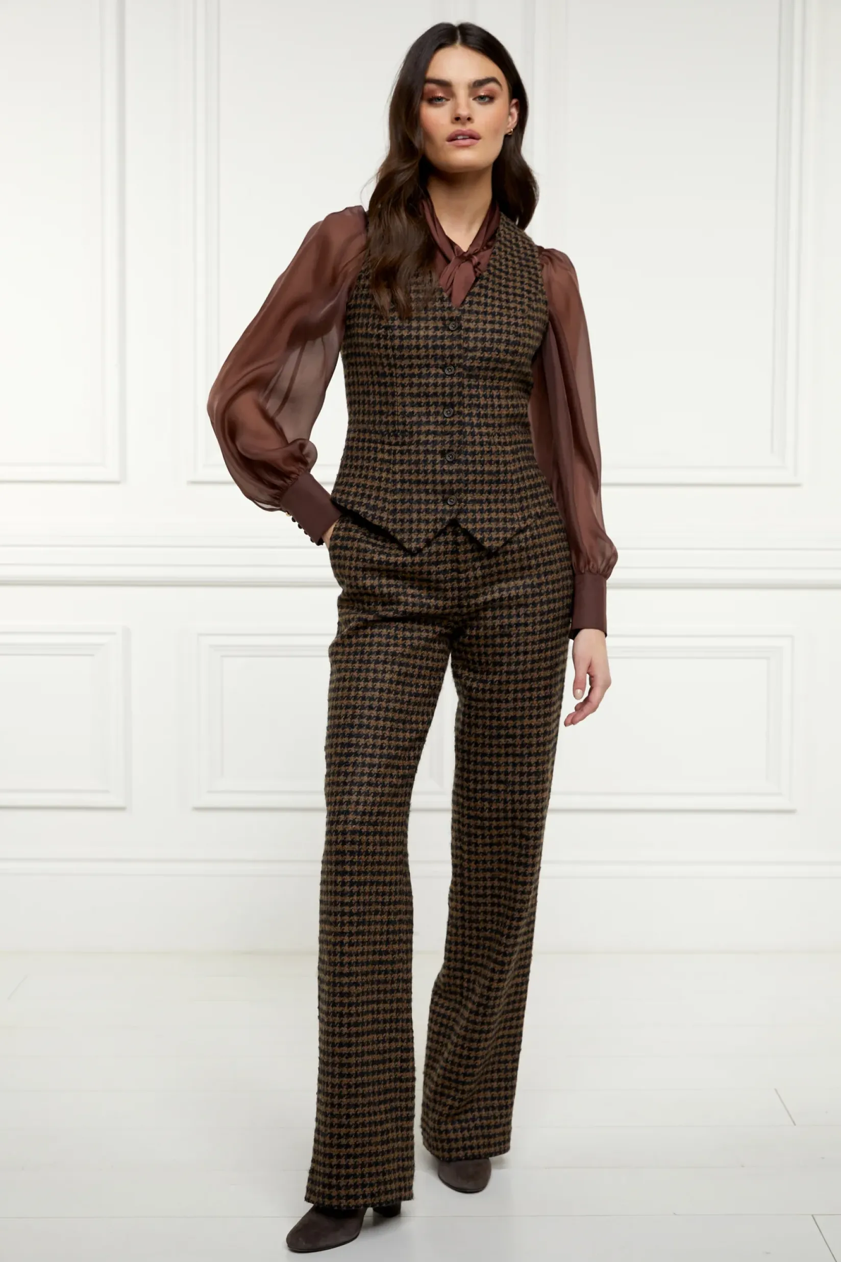 Holland Cooper Waistcoats|Shop By Product-Hampton Waistcoat Chocolate Houndstooth