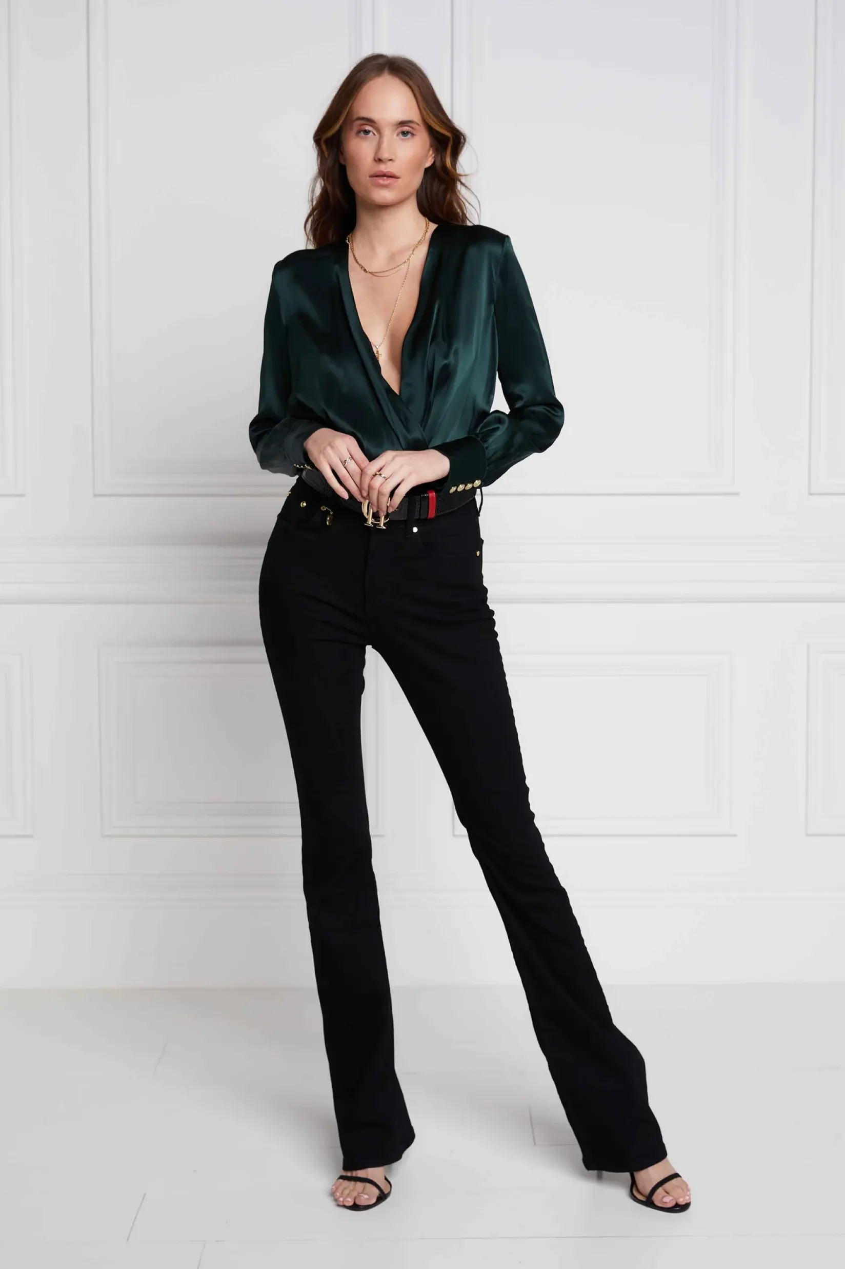 Holland Cooper Jeans|Wardrobe Staples-High Rise Flared Jean Stay Black