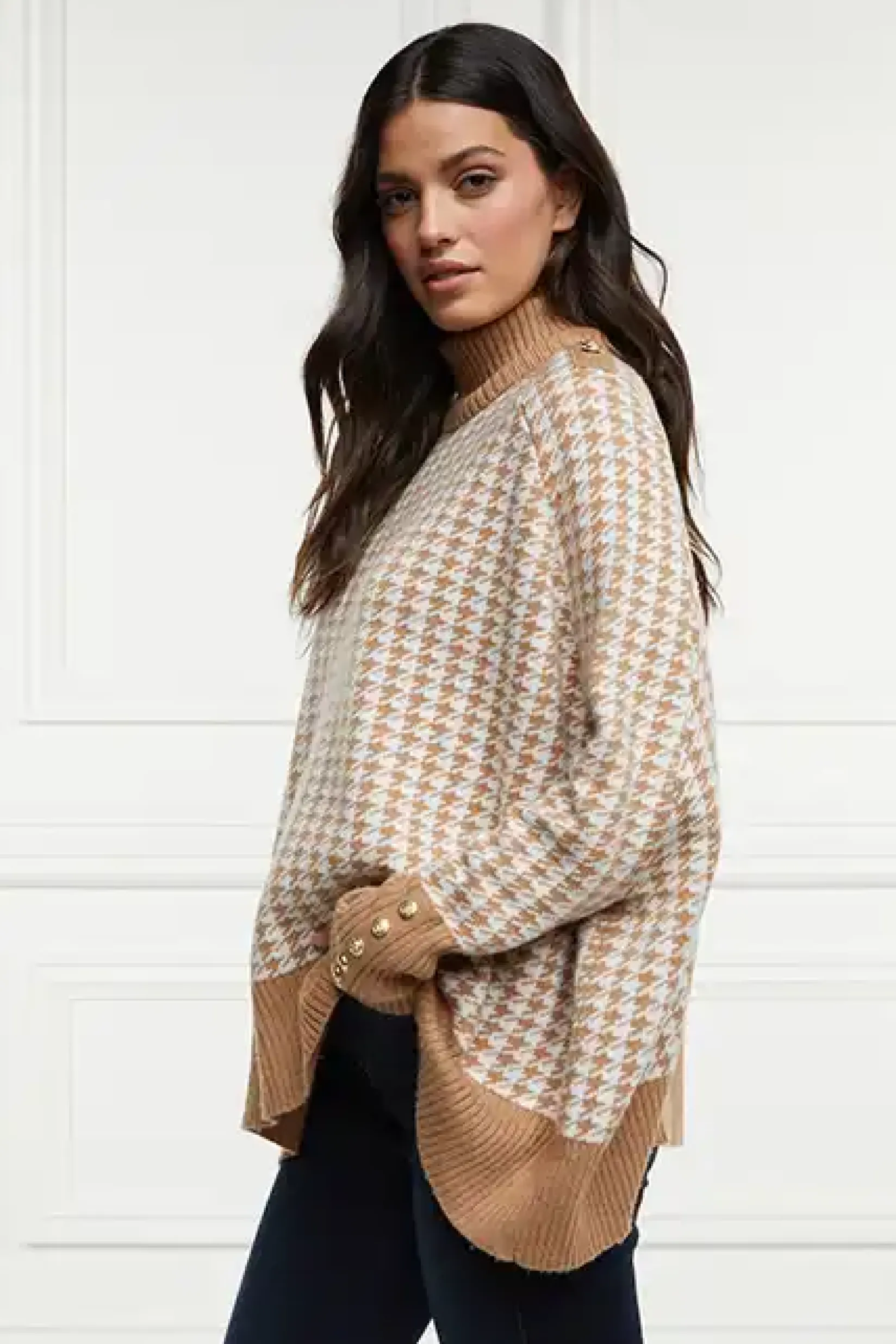 Holland Cooper Knitwear|Bump Friendly Collection-Kingsbury Cape Knit Camel Houndstooth