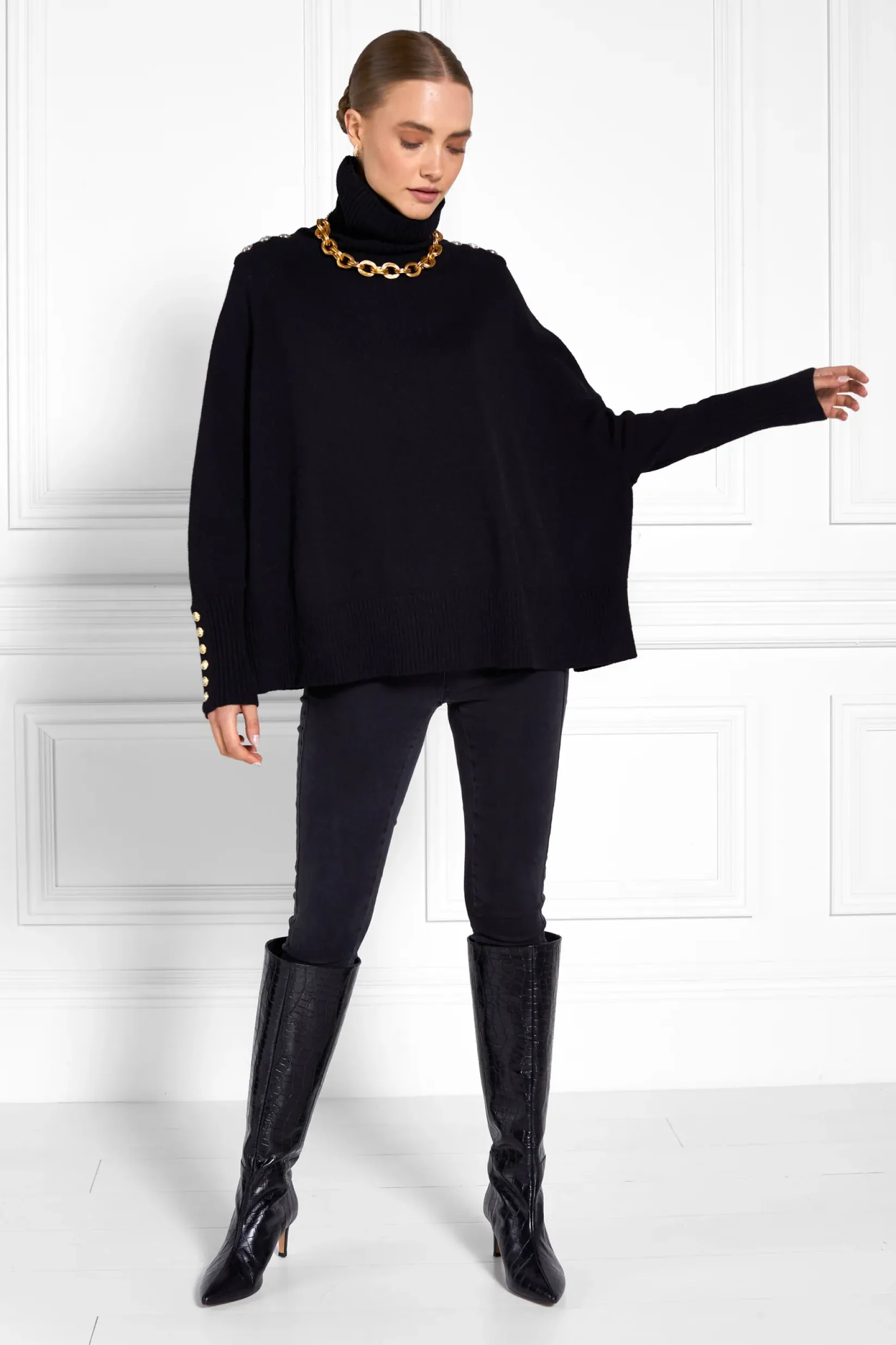 Holland Cooper Knitwear-Kingsbury Cape Knit Black