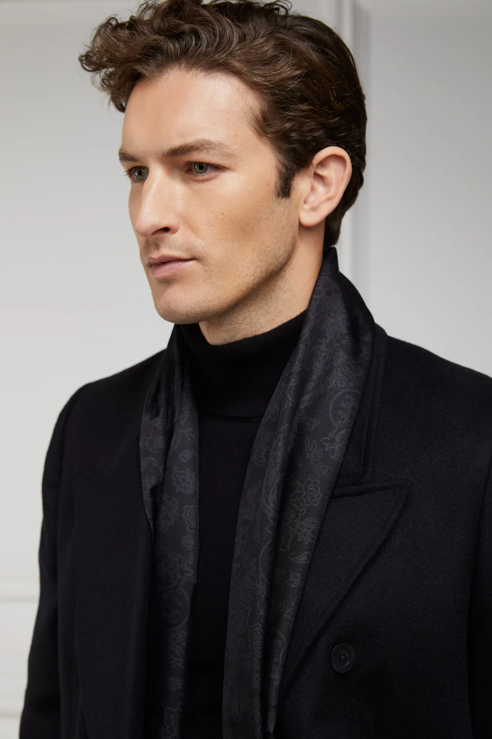 Holland Cooper Gifts For Him|Scarves-Men's Silk Scarf Black Charcoal Paisley