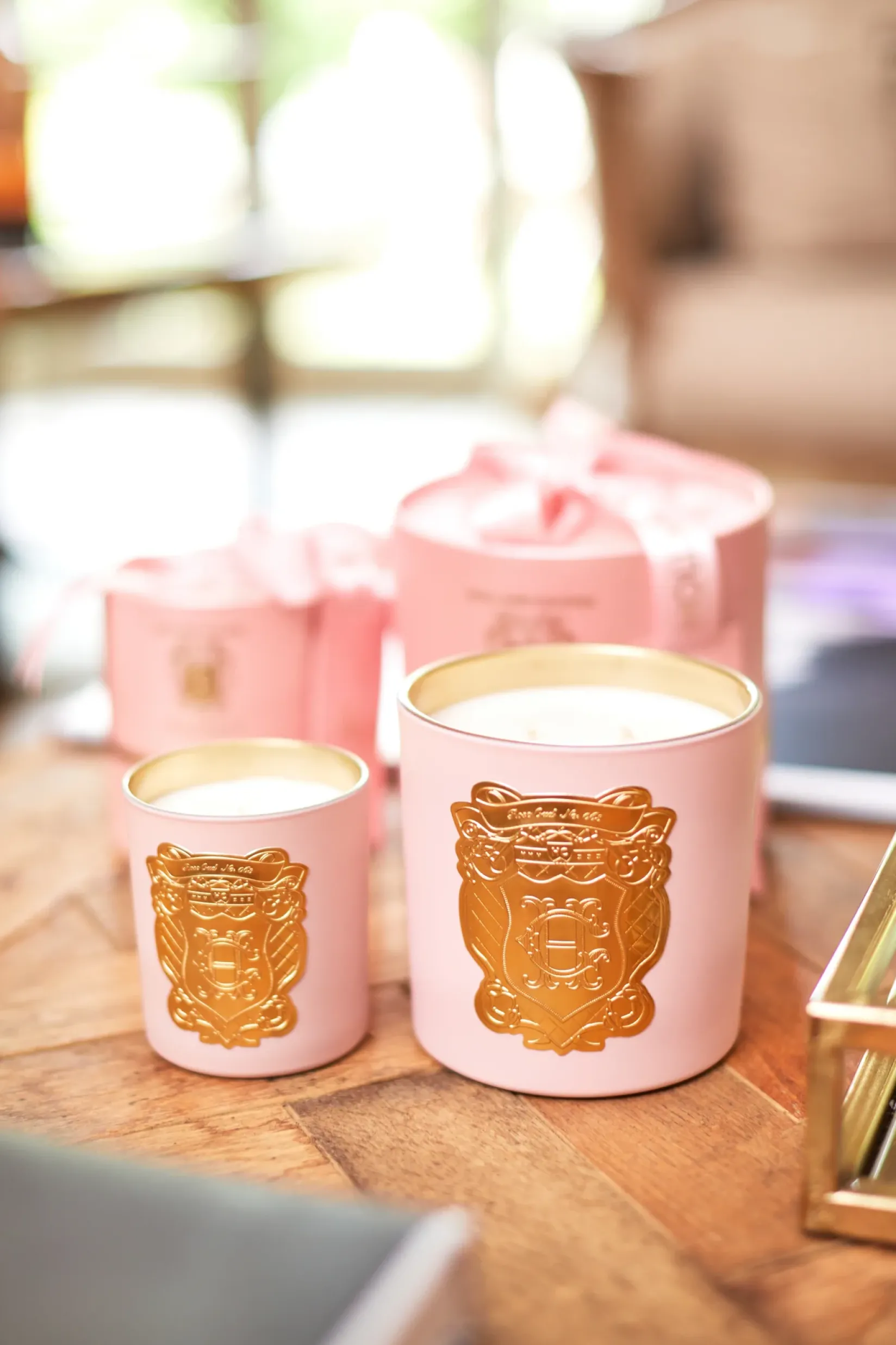 Holland Cooper The Perfect Gesture|Gifts For Her-Single Wick Candle Rose Oud