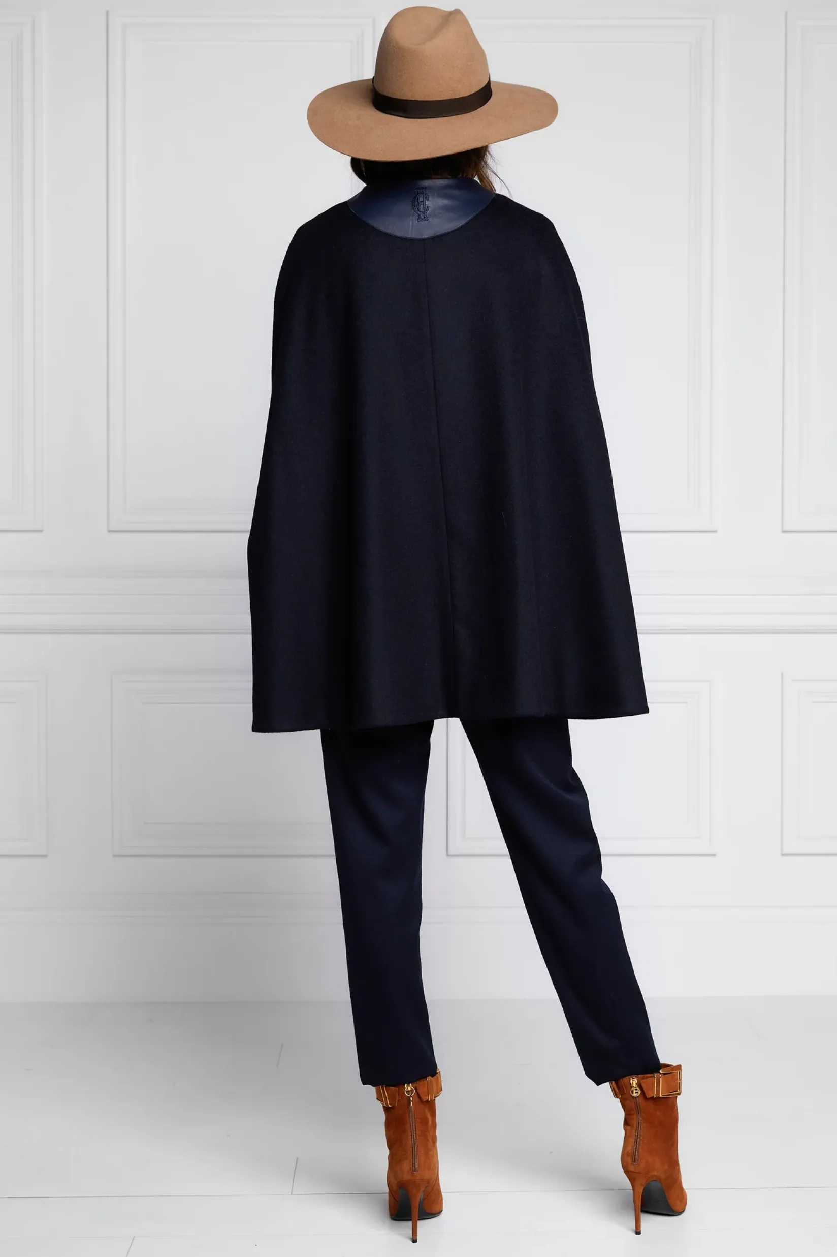 Holland Cooper Capes-Slim Cape Soft Navy