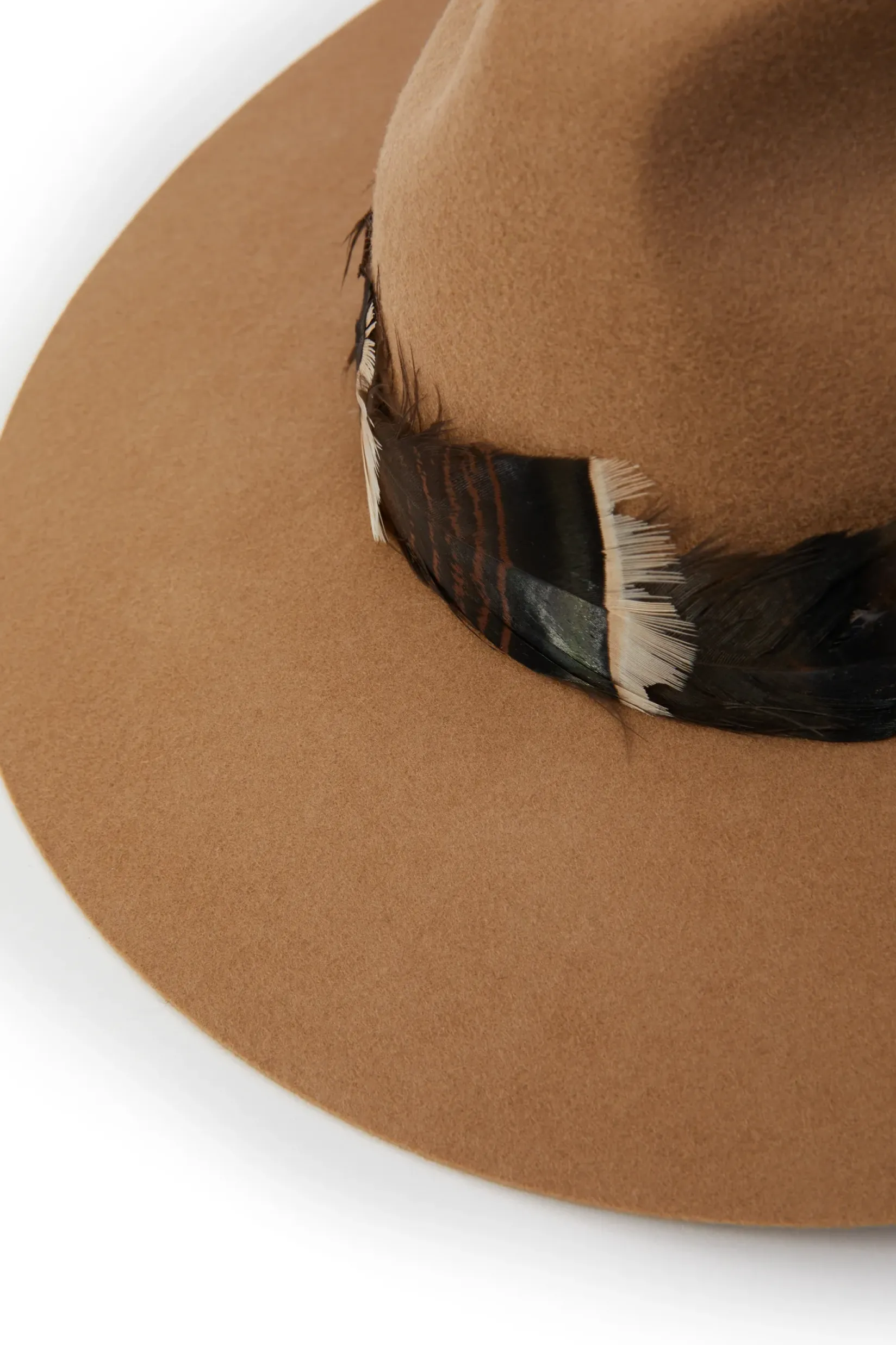 Holland Cooper Hats & Headbands|Hats & Headbands-Trilby Hat Iridescent Feather Band Camel